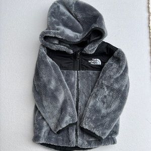 Boys north face fuzzy jacket